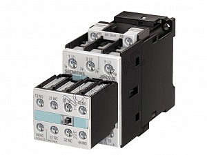 Контактор 12А, катушка 24В DC Siemens. Вид 1