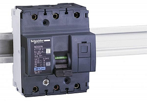 NG125N 3Р 125А Автоматический выключатель 3-полюсный, 125А, 25kA (хар-ка B) Schneider Electric. Вид 1
