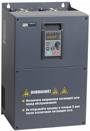 Преобразователь частоты CONTROL-L620 380В, 3 фазы 22-30 kW IEK. Вид 1