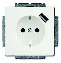 20 EUCBUSB-84-500 Розетка SCHUKO 16А 250В с защитными шторками, с USB 700мА, серия Future/Axcent/Carat/Династия, альпийский АВВ. Вид 1