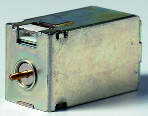 1SDA0 62096 R1 Реле минимального напряжения UVR T7-T7M-X1 500...550Va.c. ABB. Вид 1