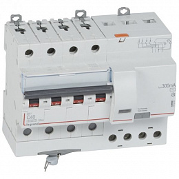 DX3 Дифф. автомат 4-полюсный, 40A, 300mA, тип АC, 6kA (хар-ка C) Legrand. Вид 1