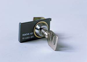 1SDA0 64503 R1 Блокировка выключателя в разомкнутом состоянии KEY LOCK N.20009 E1/6 new ABB. Вид 1