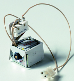 1SDA0 62118 R1 Устройство дистанц. сброса сработавшей защиты TRIP RESET T7M-X1 110...130Va.c./d.c. ABB. Вид 1