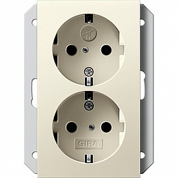 Розетка двухместная, с заземлением (кремовый глянцевый) System 55 Gira. Вид 1