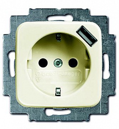 20 EUCBUSB-212-500 Розетка Schuko с USB, 20 EUCBUSB-212-500, Busch-Duro слоновая кость, 16А, 700 мА, эл.защита от перегрузки и КЗ, безвинтовые клеммы. Вид 1