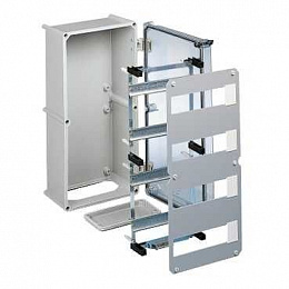 7035 инд коробка pls прозрачн 5540x270x180 с шасси 48 мод. Schneider Electric. Вид 1